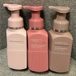 Bath & Body Works Bridgerton Tea Gentle & Clean Foaming Hand Soap Set of 3
